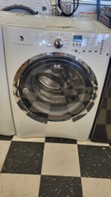 Southwest Appliance - Elextrolux Washer 